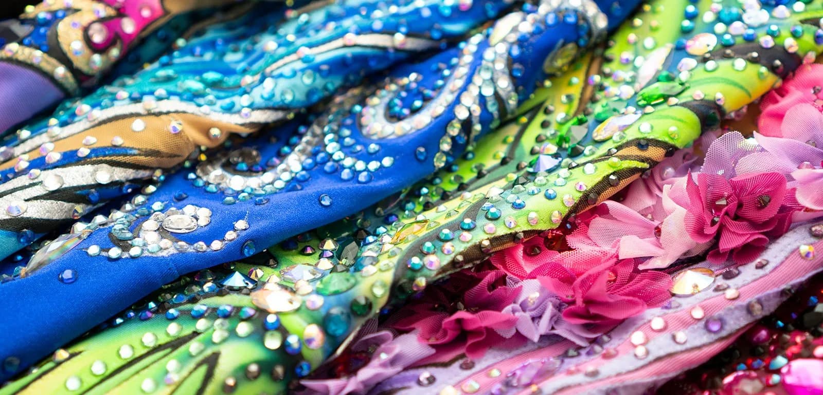 ヨーロッパ製競技用レオタードのヒーロー背景 | MASH Leotard